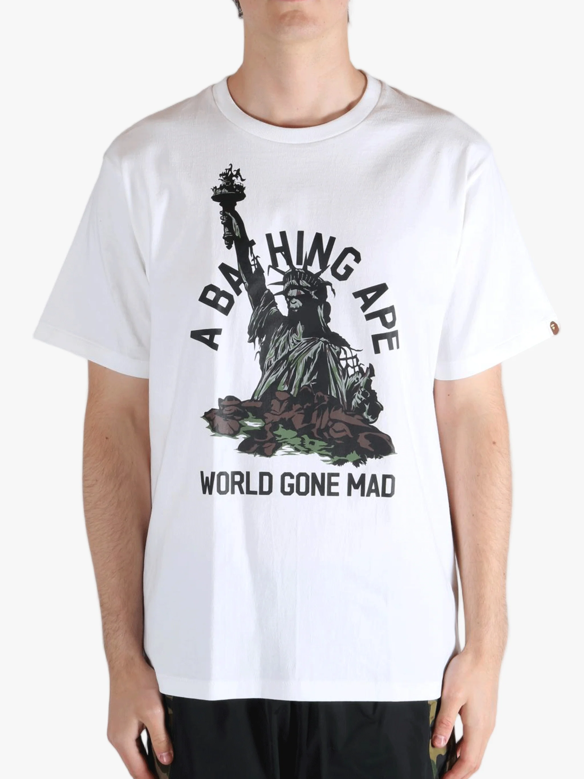 A BATHING APE - Men Statue Of Liberty Tee