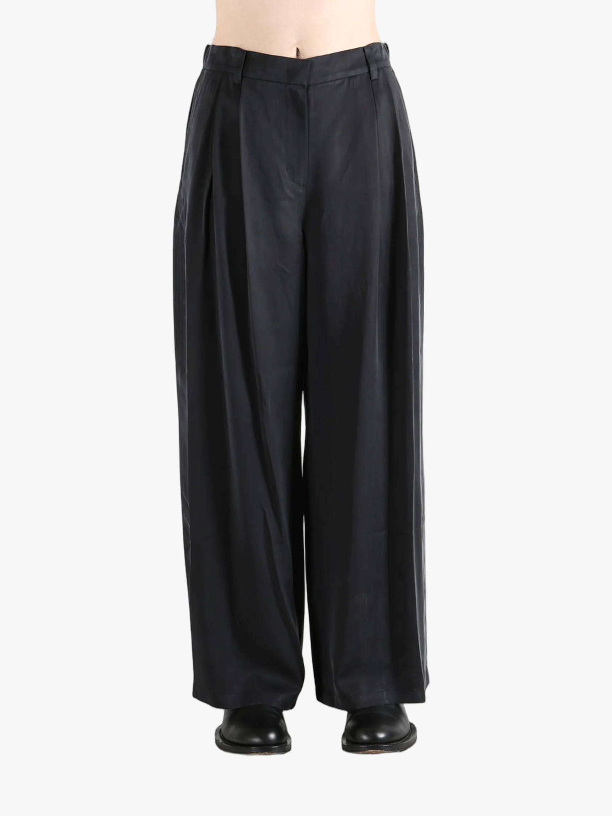 AMOMENTO - Women Cupro Two Tuck Wide Pants