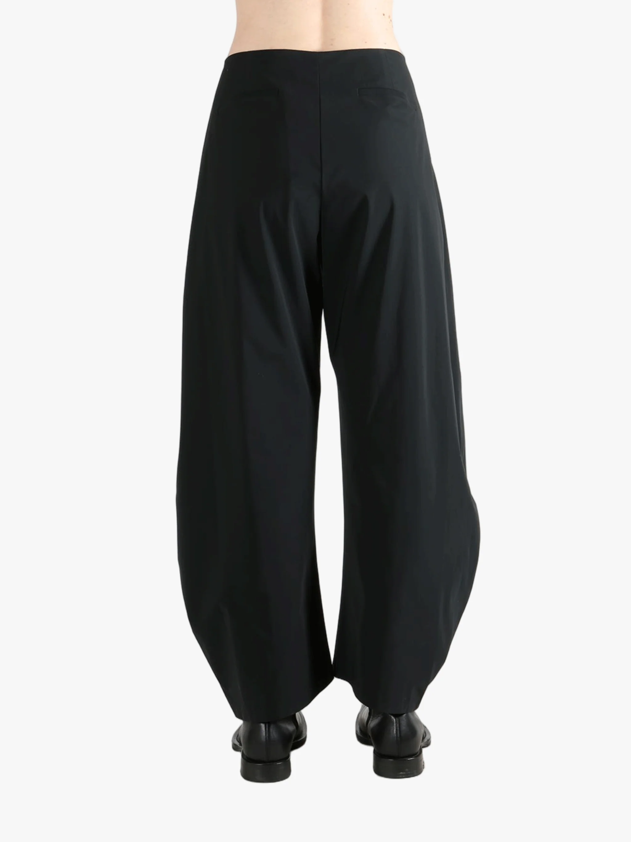 AMOMENTO - Women Curved Silhouette Pants - Image 3