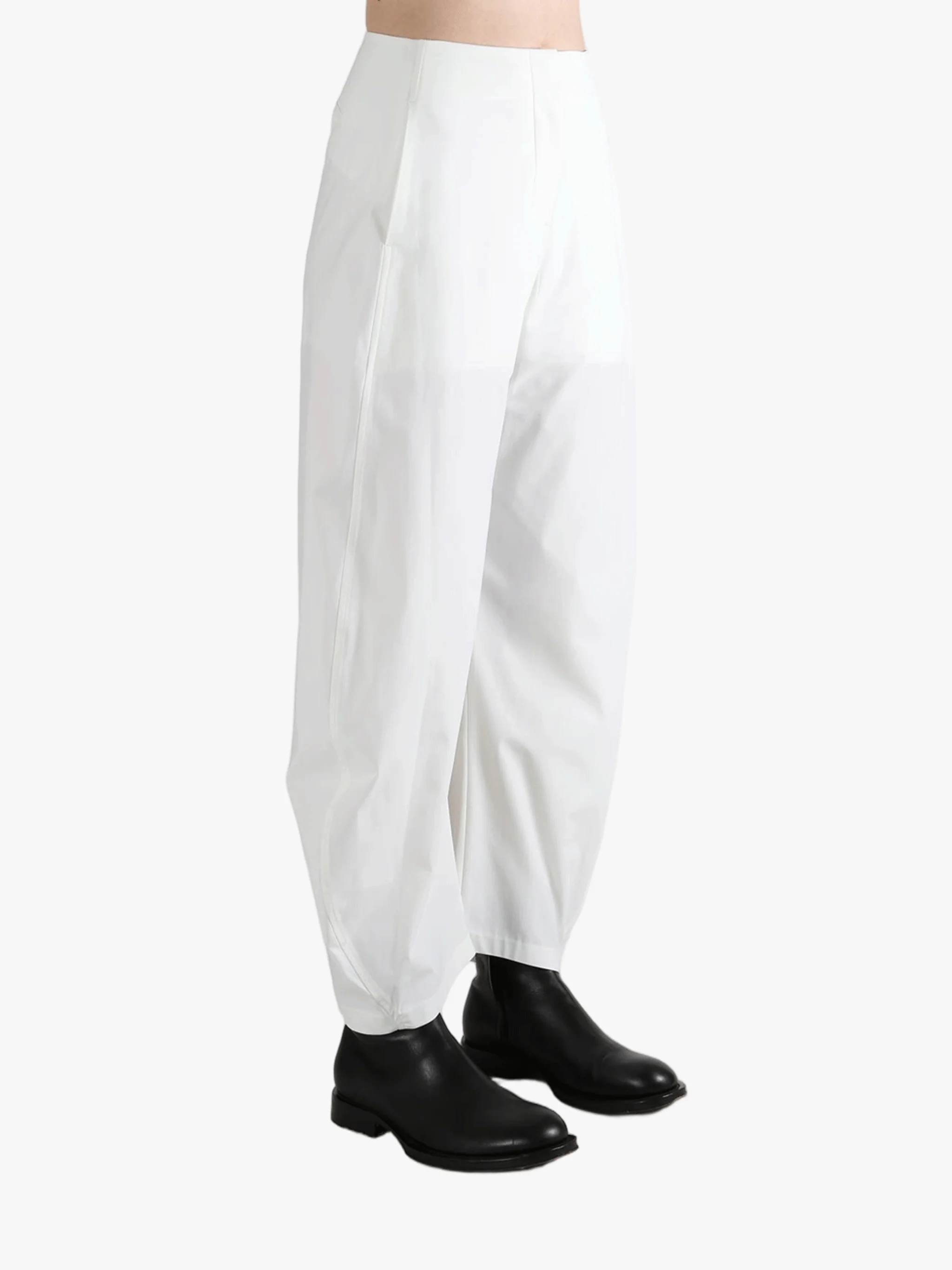 AMOMENTO - Women Curved Silhouette Pants - Image 2