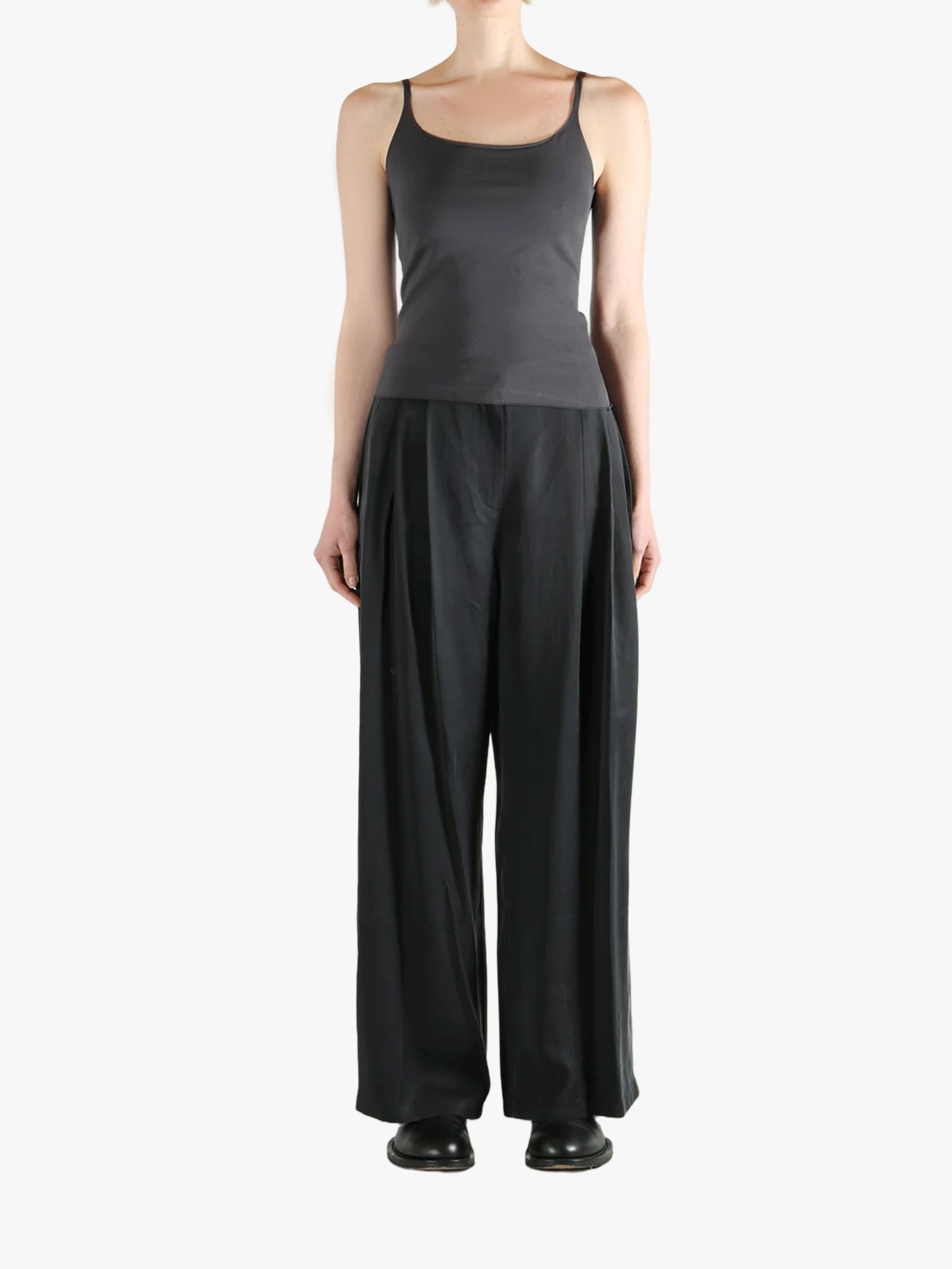 AMOMENTO - Women Sleeveless Knit Top - Image 4
