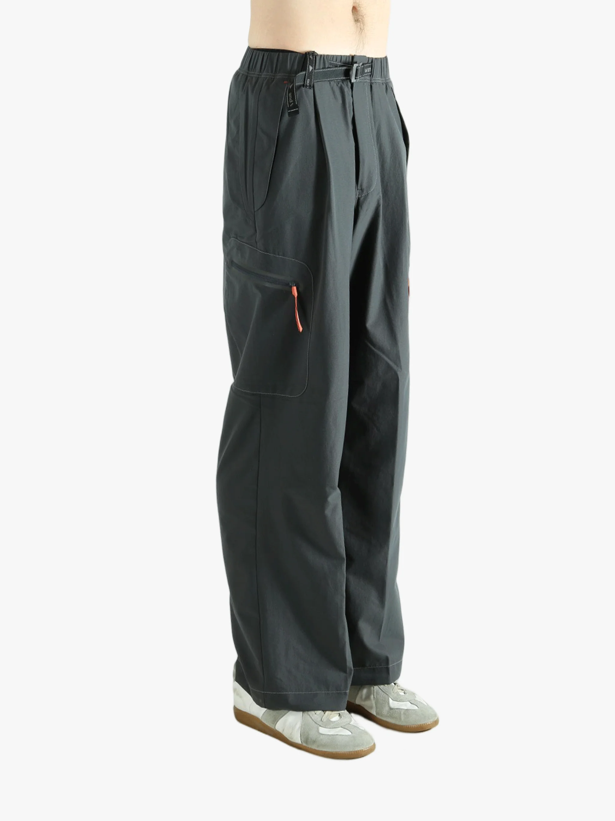 AND WANDER X ROA - Men R06 Breathable Pants - Image 2