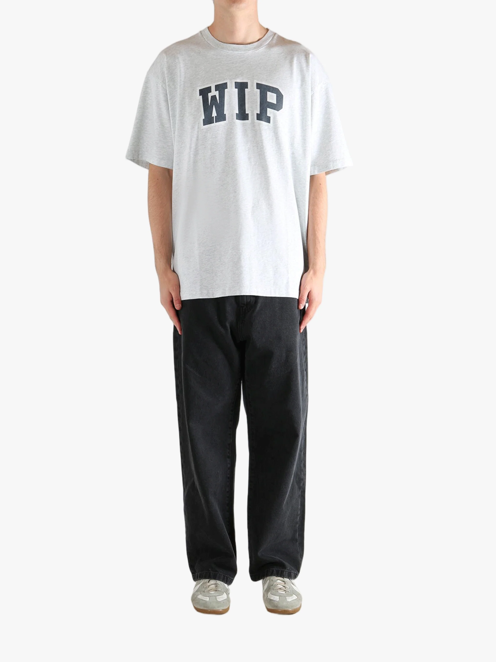 CARHARTT WIP - Unisex Wip III T-Shirt - Image 4