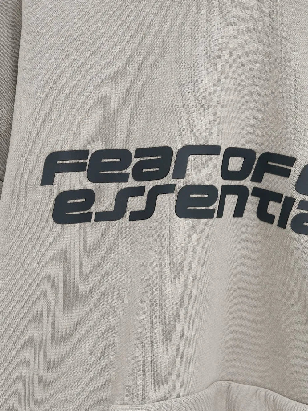 FEAR OF GOD ESSENTIALS - Men 90'S Hoodie - Image 3