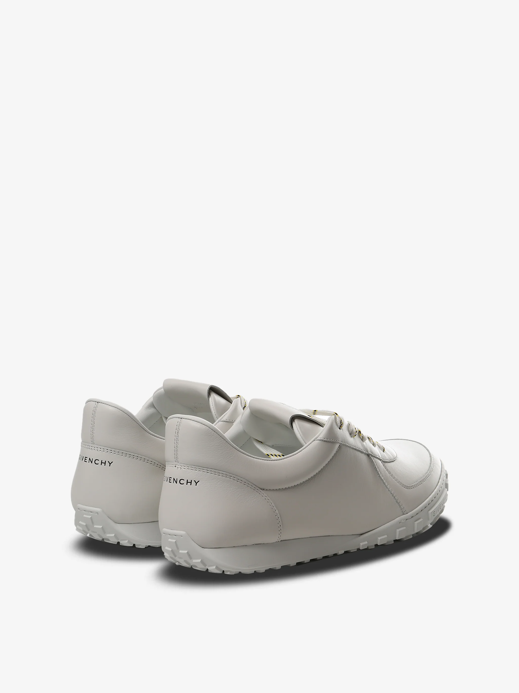 GIVENCHY - Men Givenchy Glide Runner Sneakers - Image 3