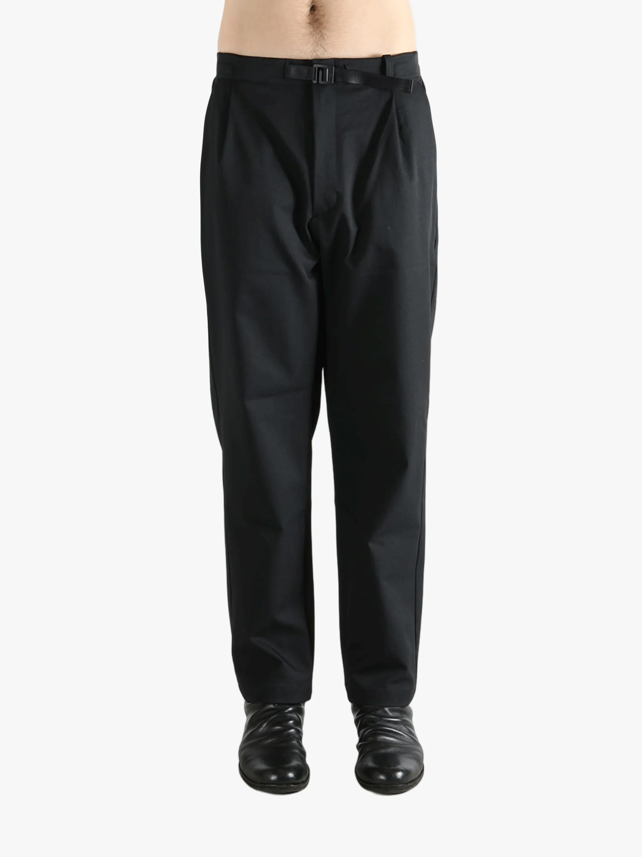 GOLDWIN - Unisex One Tuck Tapered Stretch Pants