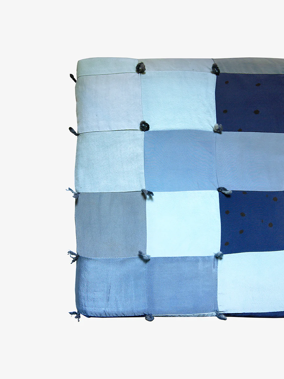 LILY RASKIND - Checkerboard Silk Blanket - Image 4