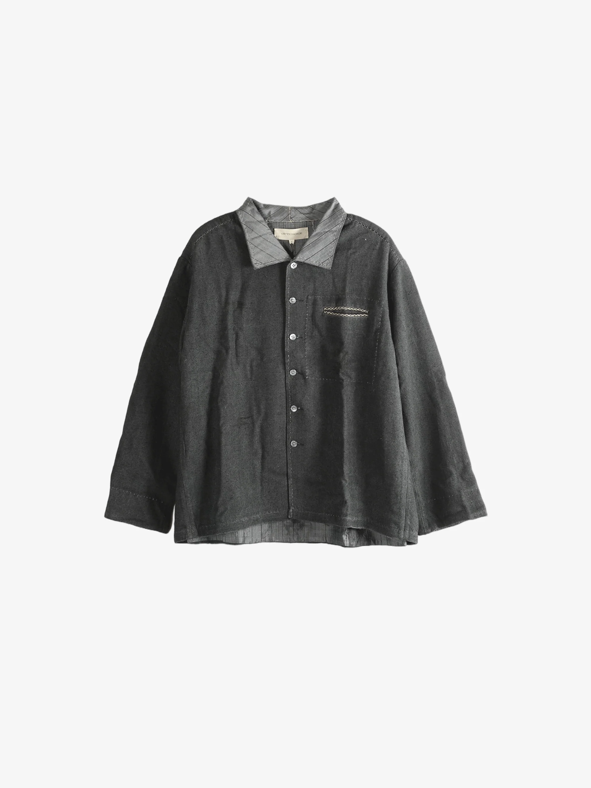 MUTEDANCE - Men Structured Collar Shirt - Image 4