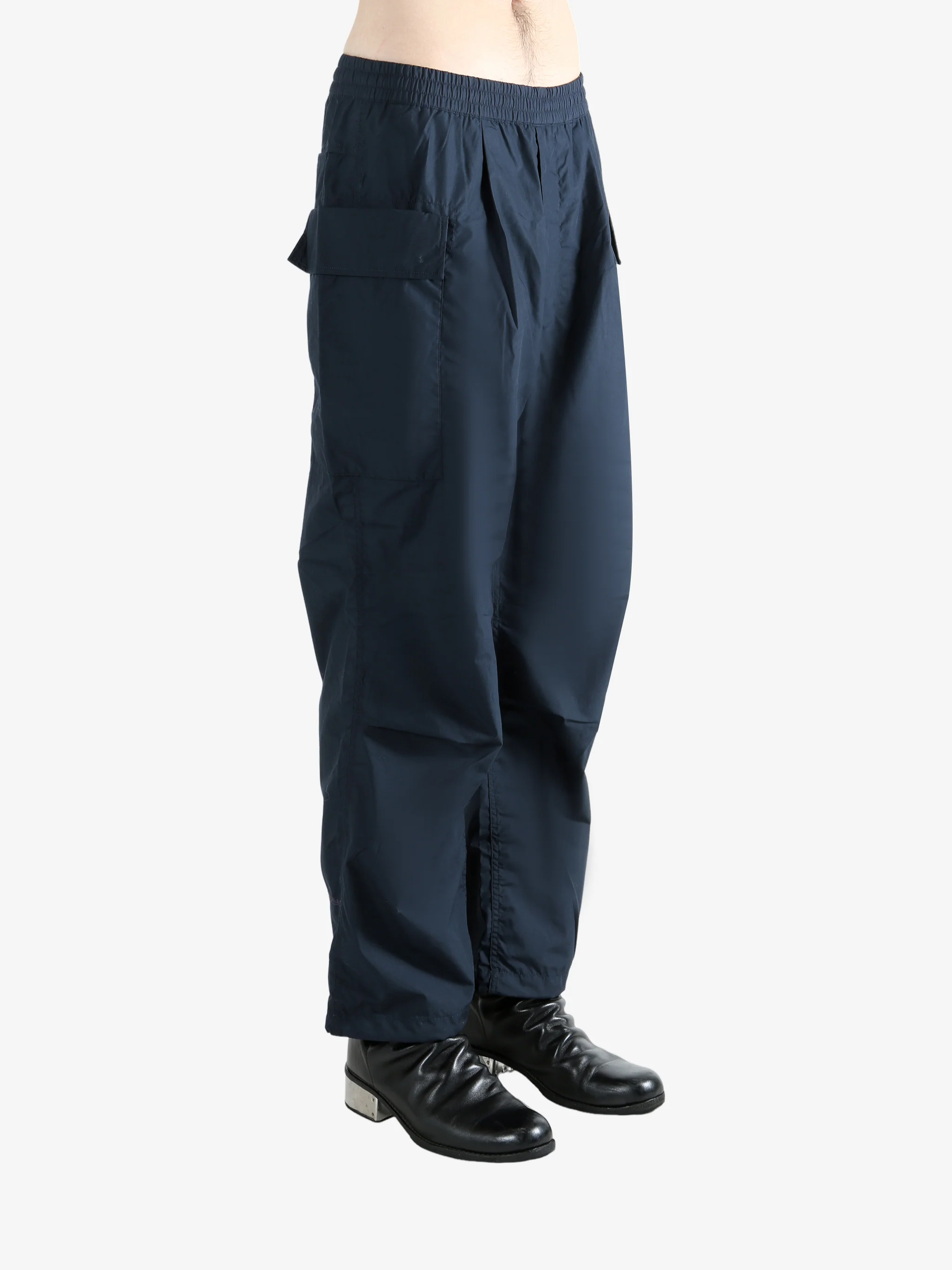 NANAMICA - Men Cargo Deck Pants - Image 2