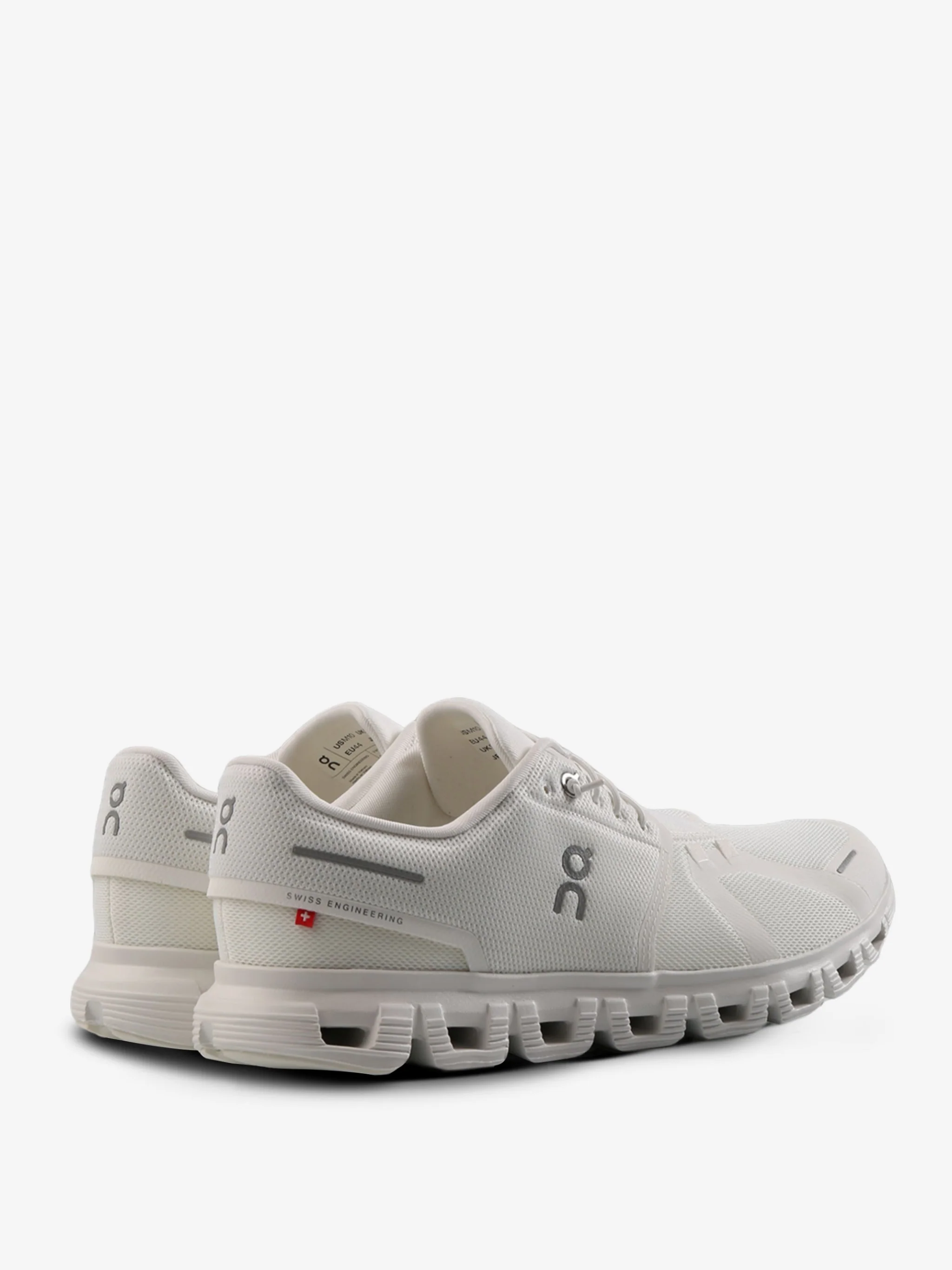 ON RUNNING - Men Cloud 6 Sneakers - Image 3
