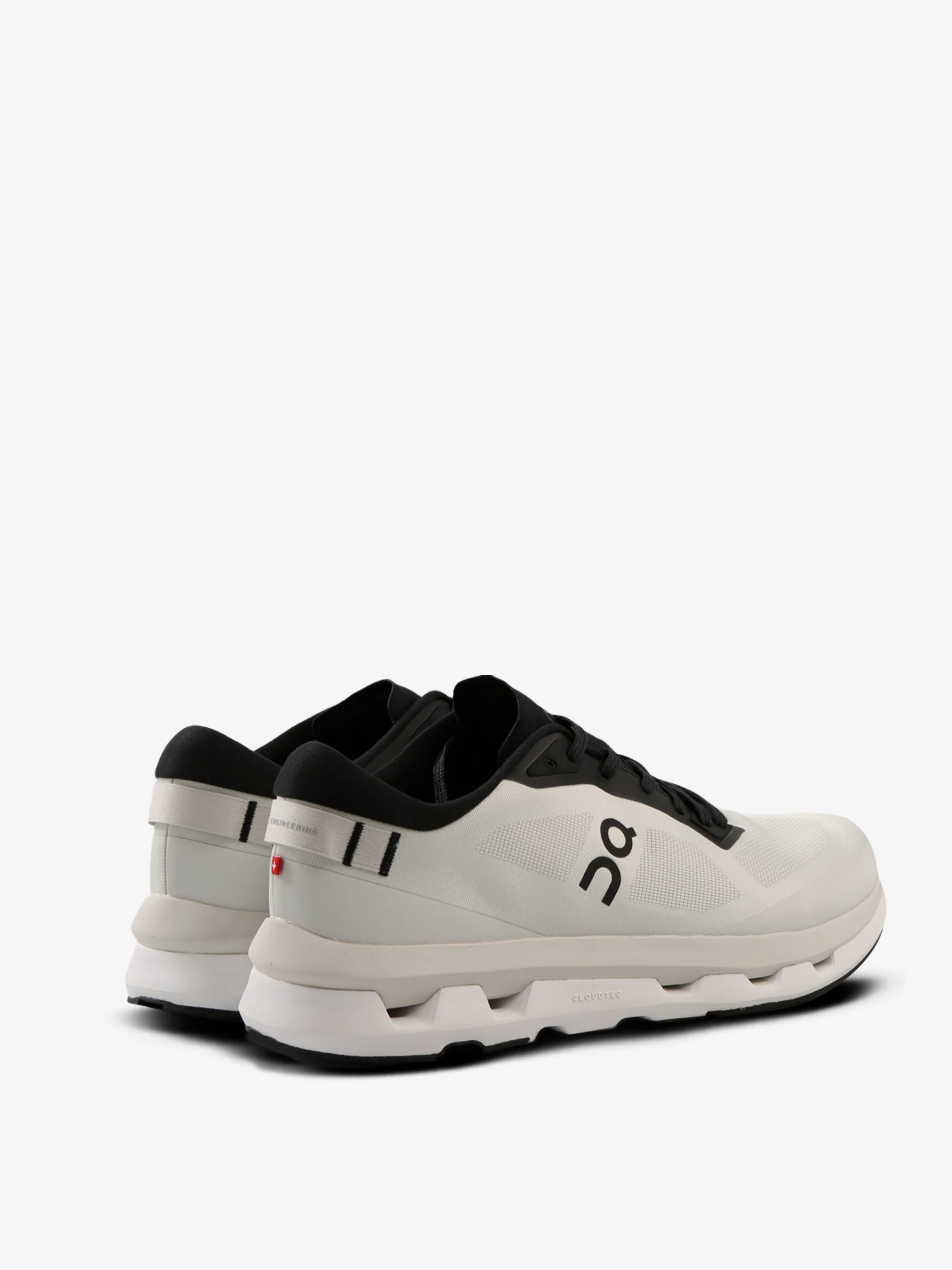 ON RUNNING - Men Cloudzone Sneakers - Image 3