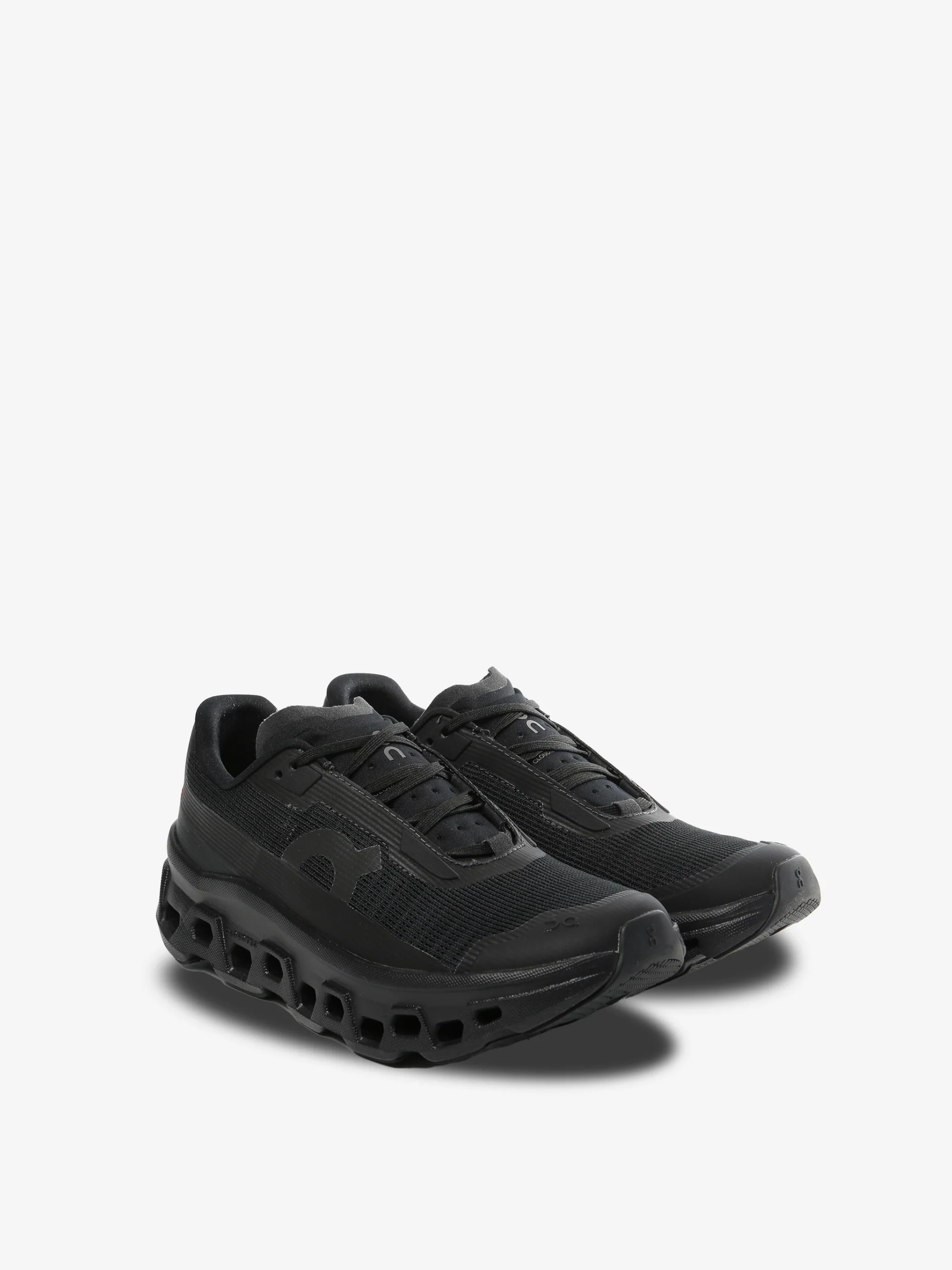 ON RUNNING - Women Cloudmonster Void Sneakers - Image 2