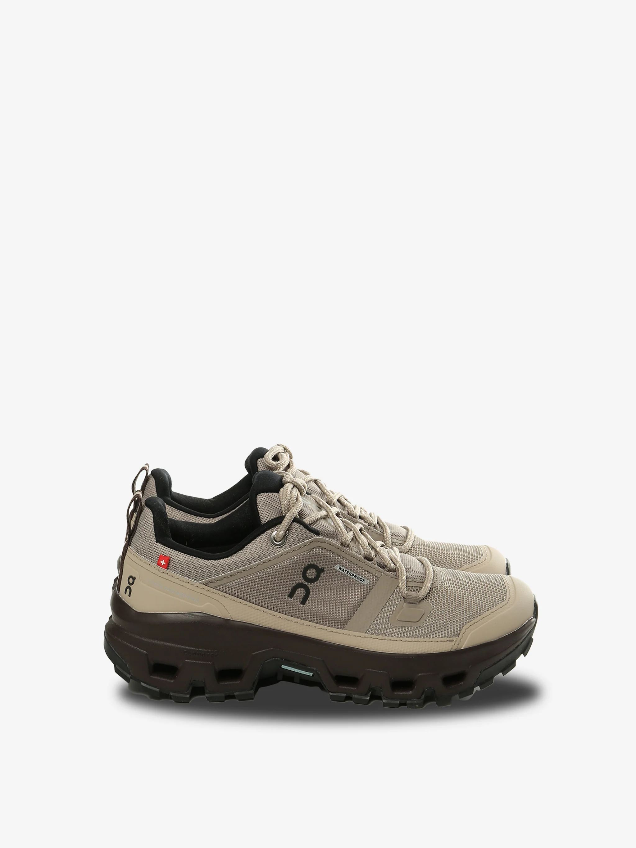 ON RUNNING - Women Cloudrock Low WP Sneakers