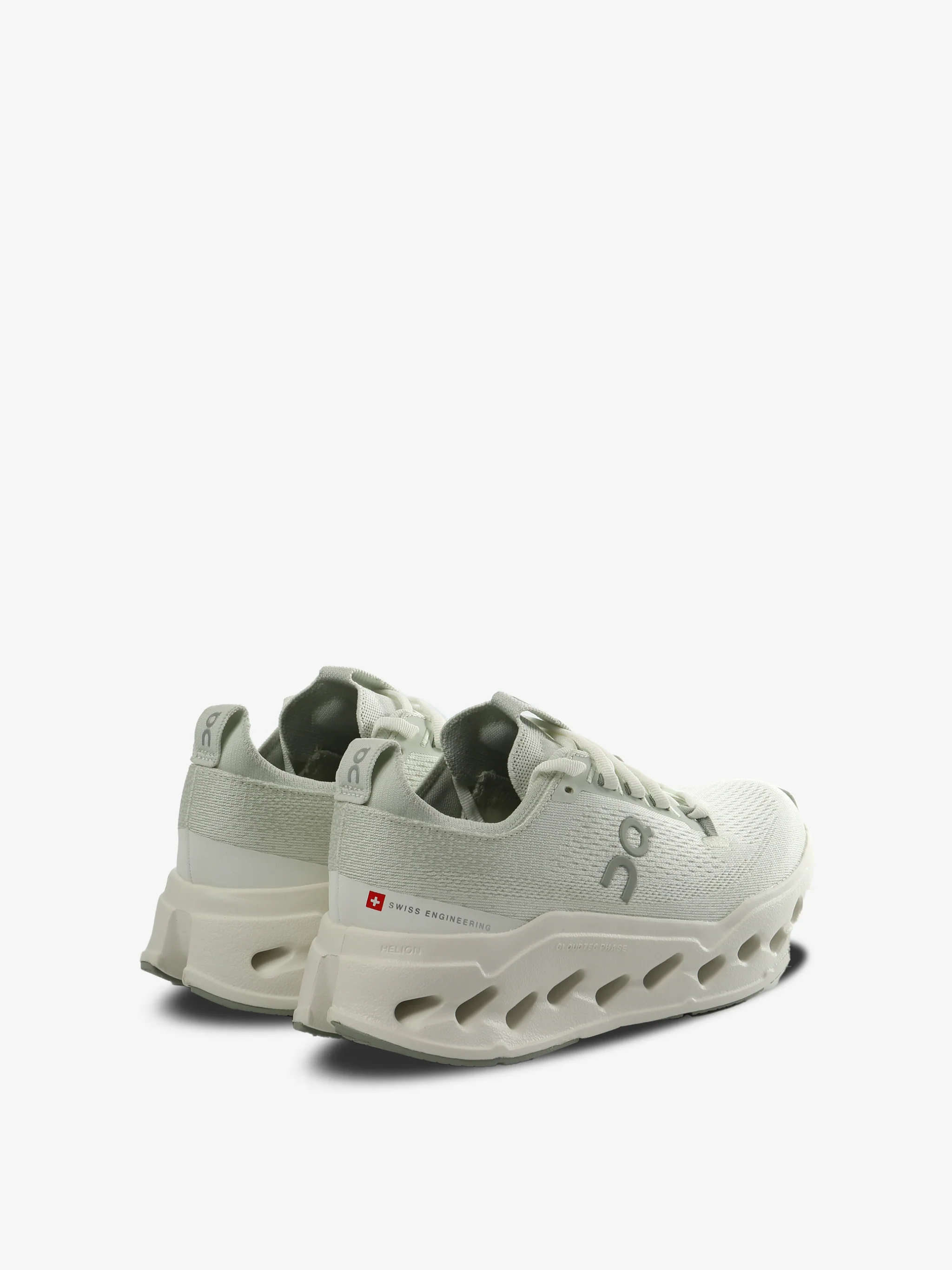 ON RUNNING - Women Cloudsurfer Max Sneakers - Image 3