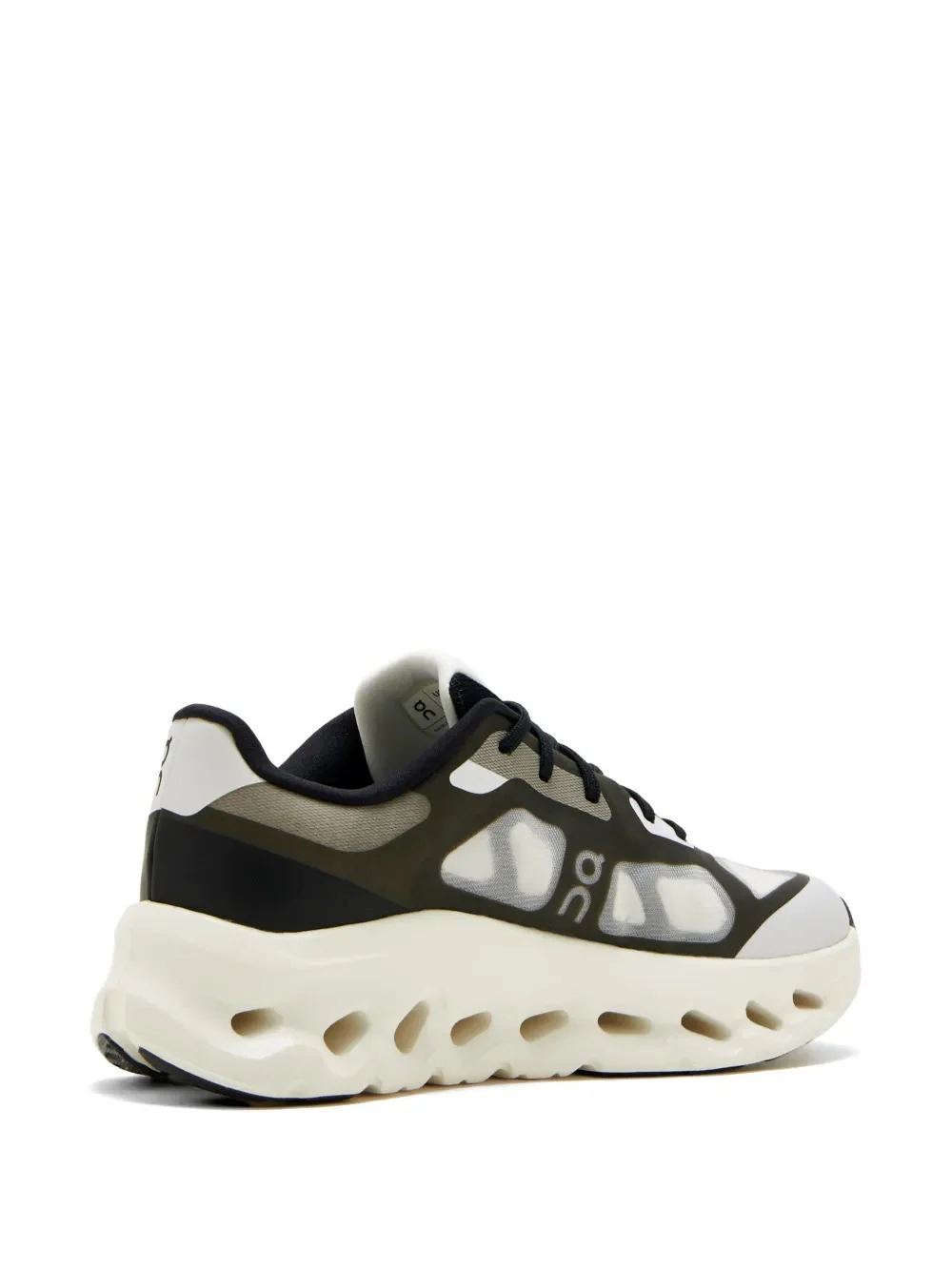 ON RUNNING - Women Cloudtilt Remix Sneakers - Image 2