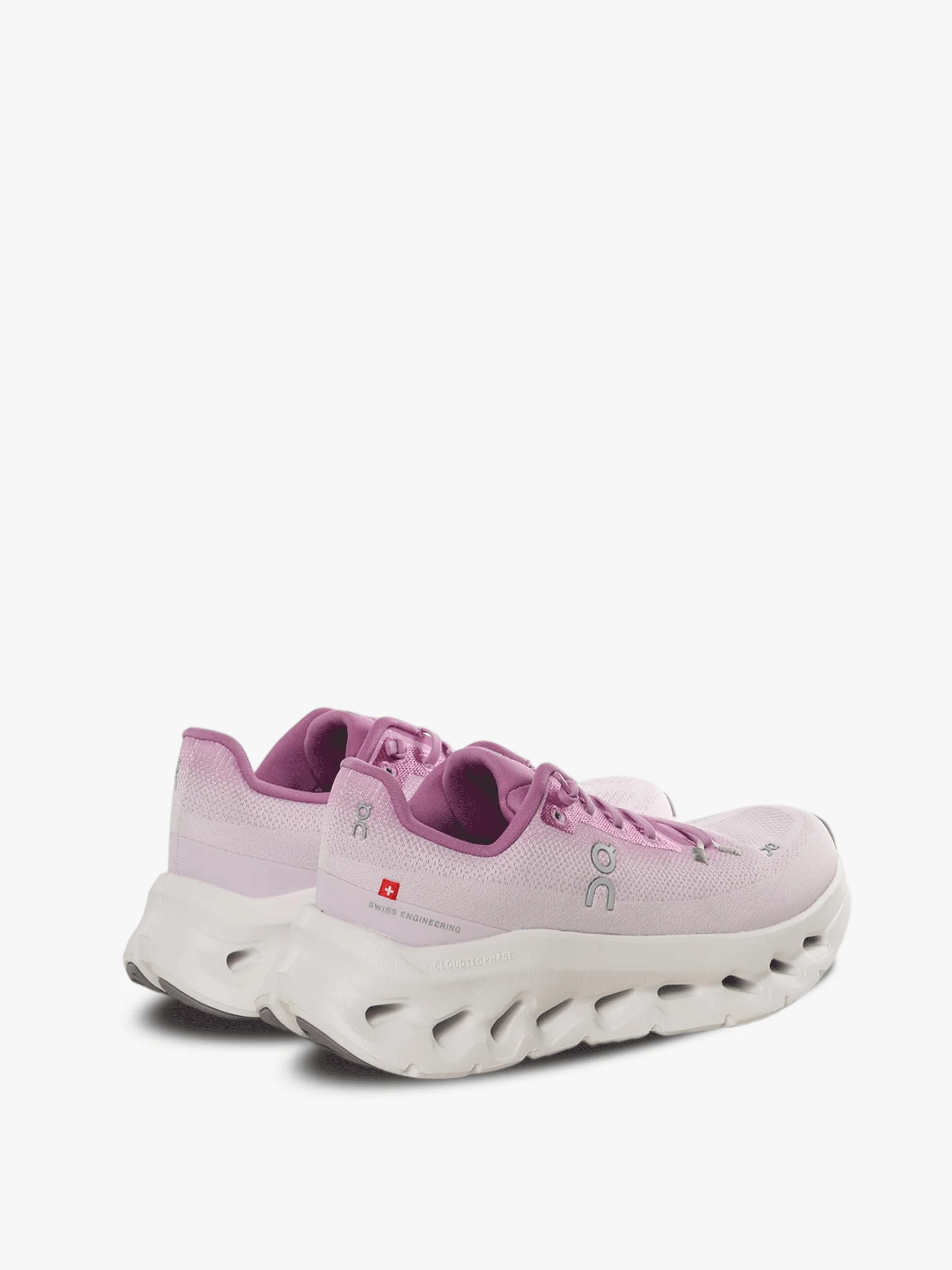 ON RUNNING - Women Cloudtilt Sneakers - Image 3