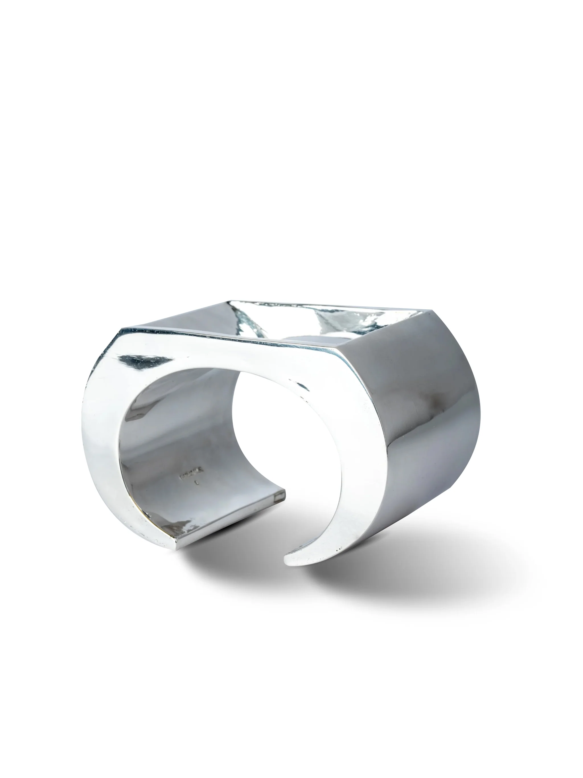 PARTS OF FOUR - Crescent Plane Gateway Bracelet (60mm, YS) - Image 2