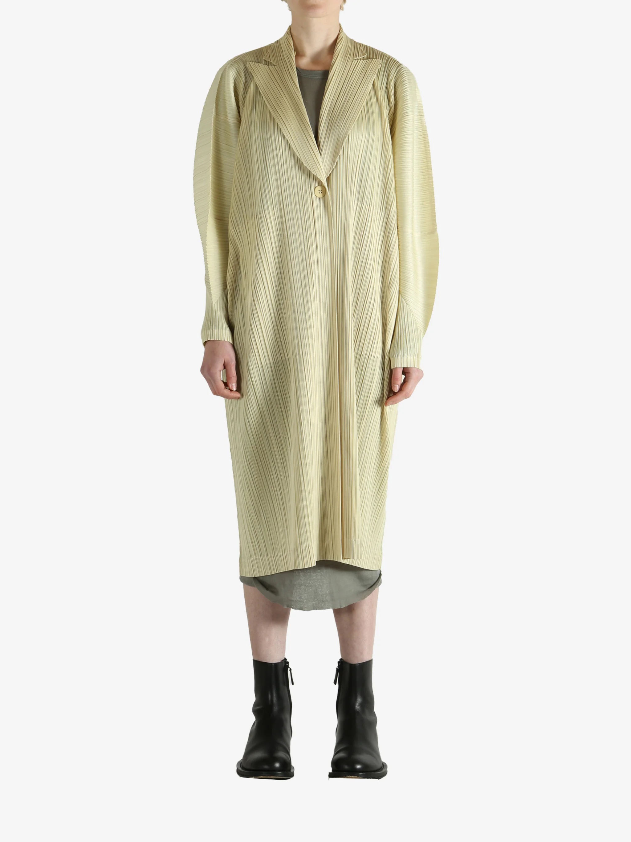PLEATS PLEASE ISSEY MIYAKE - Women Monthly Colors December Coat