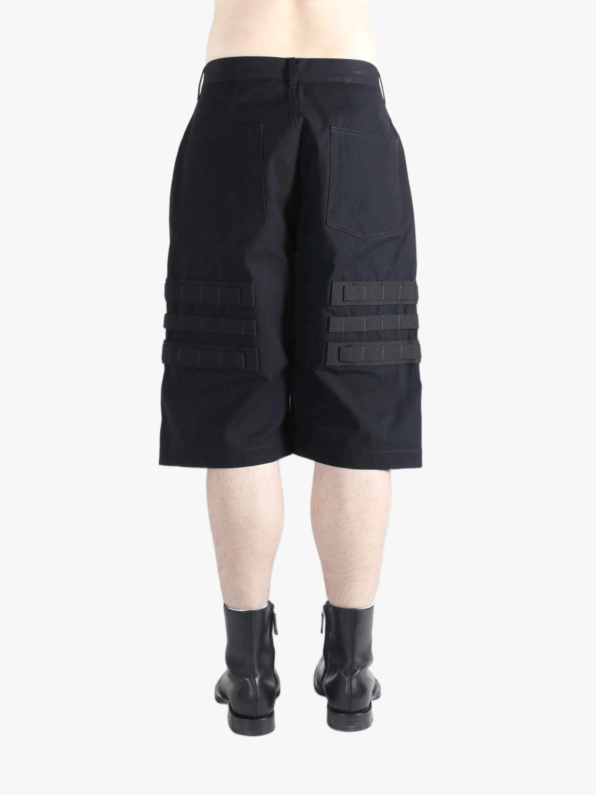 RICK OWENS - Men Cargo Geth Shorts - Image 3