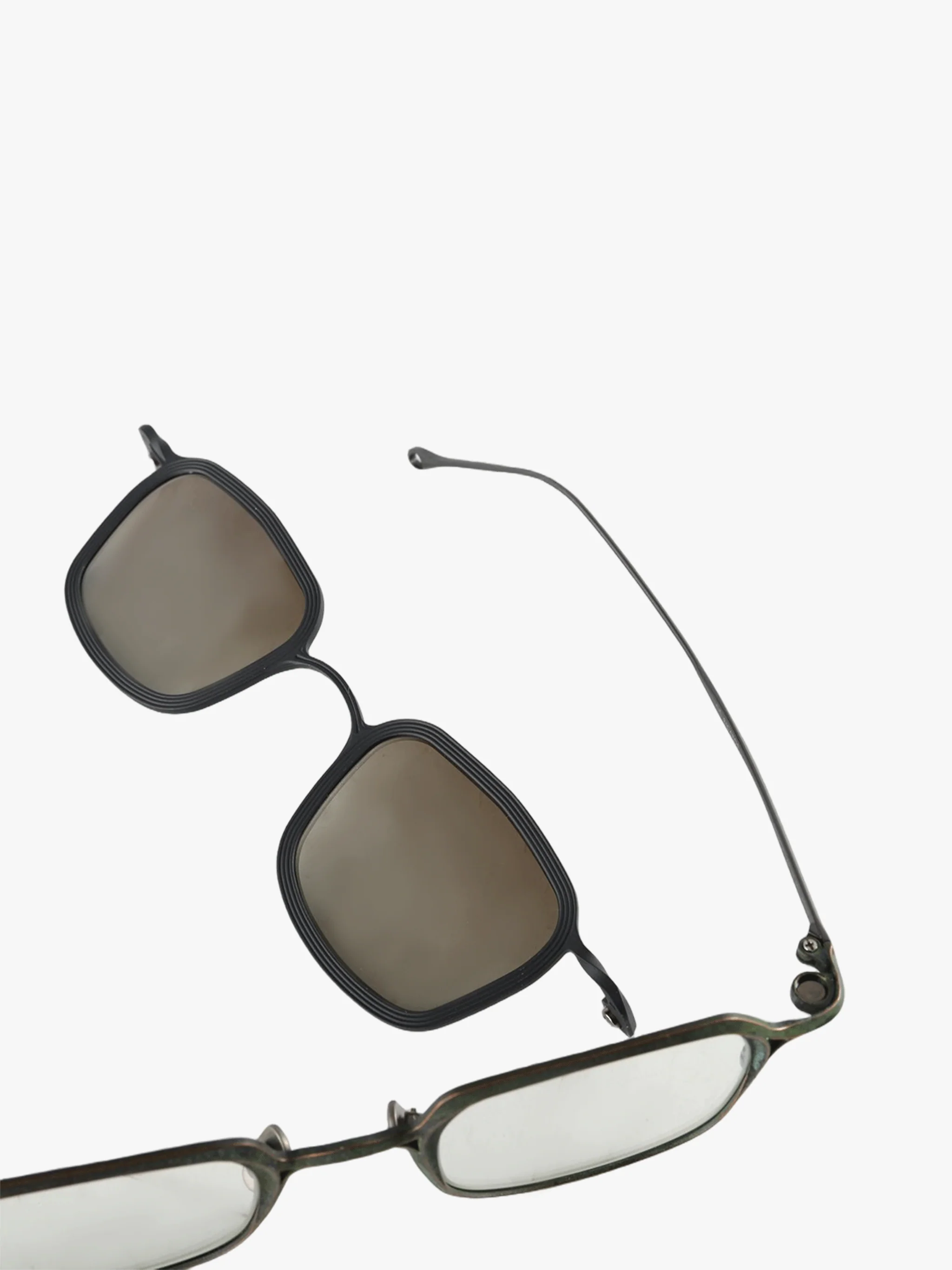 RIGARDS X TVA - Bronze Gradient Lens Glasses - Image 3