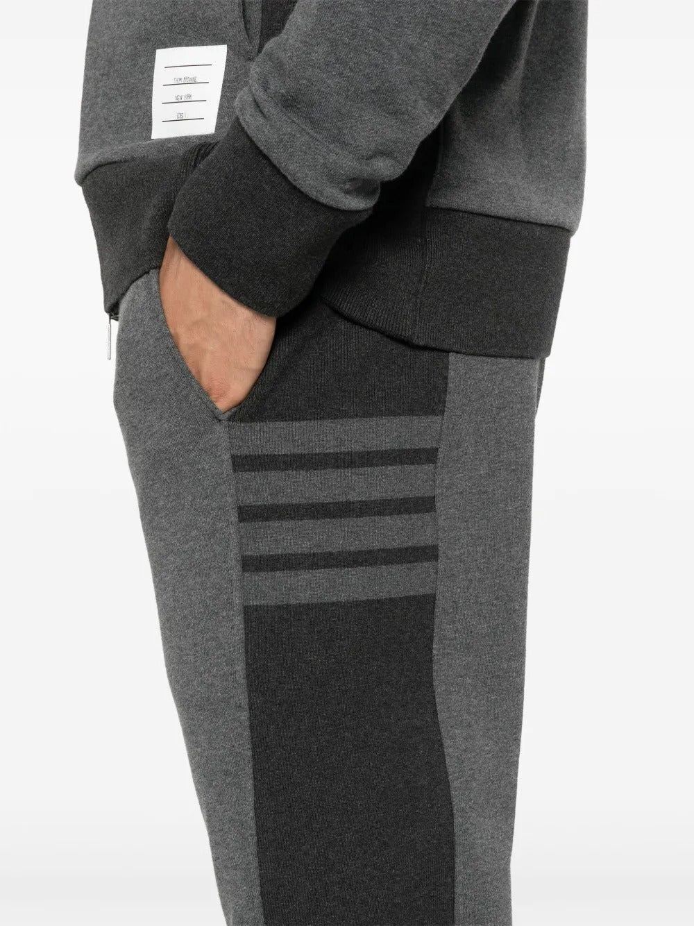 THOM BROWNE - Men Engineered 4 Bar In Solid Classic Loopback Jersey Sweatpants - Image 4