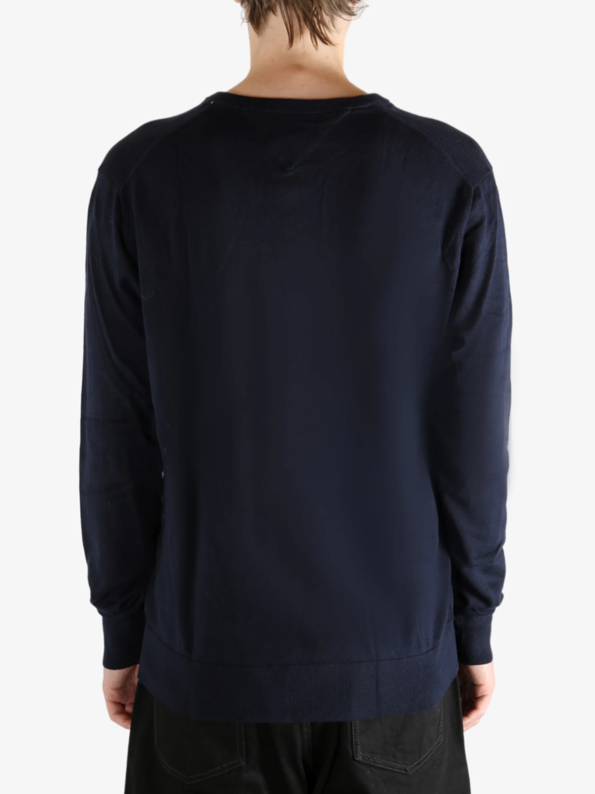 TOMMY HILFIGER - Men Essential Cotton V Neck Sweater - Image 3